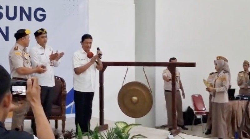 Anggota Komisi IV DPR RI, Mayjen TNI (Purn) Drs. H. Hasan Saleh membuka acara Diskusi Akselerasi Ekspor Langsung Komoditi Unggulan Kaltara. (foto: IST)