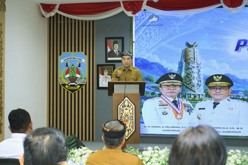 Sekretaris Provinsi (Semprov) Kaltara, H. Denny Hariyanto, S.E, M.M sampaikan sambutan. (foto: DKISP Kaltara)