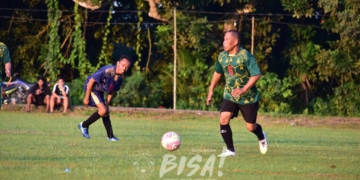 Buka Gunung Putih Super League, Bupati Bulungan Syarwani Ikut Merumput di Laga Perdana