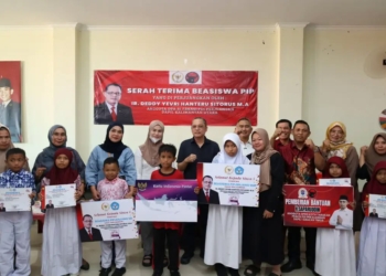 Dukung Masa Depan Generasi Muda, Wali Kota Khairul Serahkan Beasiswa PIP untuk 209 Siswa di Tarakan